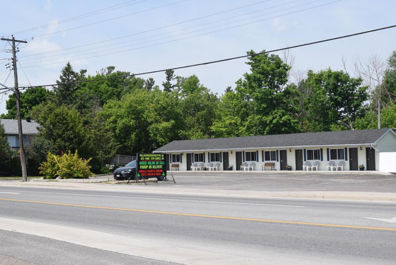 Knights Inn Arnprior Exterior photo